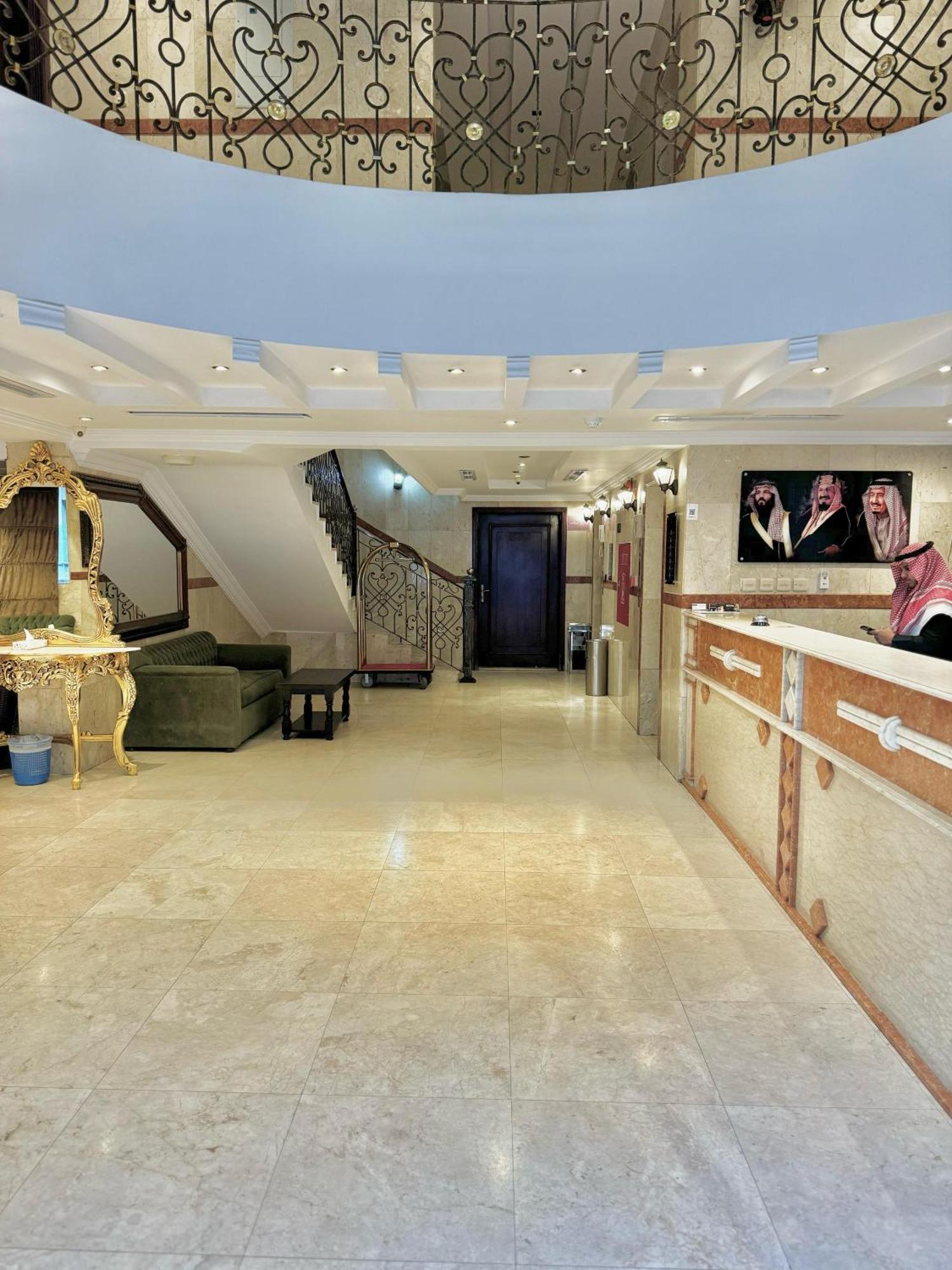 نايس لاند للأجنحة الفندقية Jeddah Ngoại thất bức ảnh
